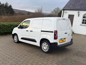 Opel Combo 2022 - Image 4