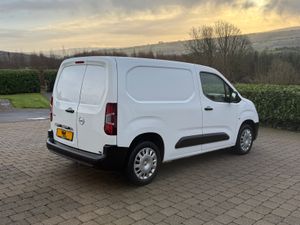 Opel Combo 2022 - Image 3