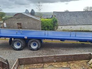 2023 Cronin 32' Bale Trailer - Image 4
