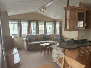 NOTHING IS GRANDER THAN A WILLERBY GRANADA - Image 4