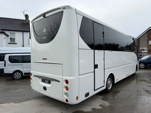 2019 MERCEDES PLAXTON CHEETAH 34 SEATER - Image 2