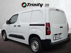 Peugeot Partner LOW MILEAGE ** ONE OWNER FROM NEW - Image 3