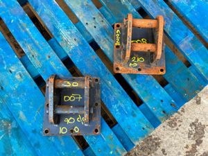 MINI DIGGER HAMMER CRADLE...30mm PINS......007. - Image 2