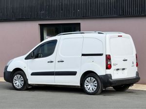 Citroen Berlingo BEST VALUE BERLINGO €7995 no VAT - Image 4