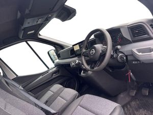 Nissan Interstar - Image 4