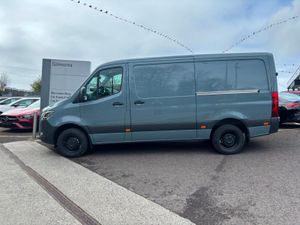 Mercedes-Benz Sprinter 319 MWB LOW ROOF SELECT AUT - Image 2