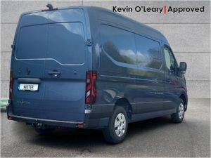 Renault Master FWD MM35 dCi 170 AUTO Camera - Image 3