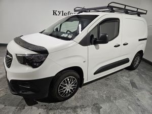 Opel Combo 2021 - Image 2