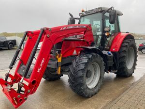 2019 Massey Ferguson 6715S - Image 4