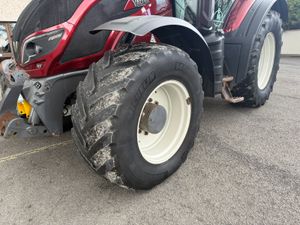 2019 Valtra T174 Active - Image 4