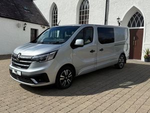 2022 (222reg)Renault Trafic SportPlus Auto 150Crew - Image 3