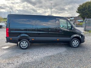 Mercedes-Benz Sprinter 2.0 - Image 2