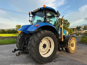 2009 New Holland T6070 - Image 4