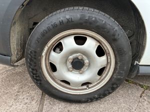 Ford Transit Connect SWB BASE 1.5 TD 75 M6 3DR - Image 4