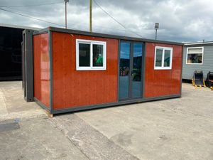 6.5mts x 6.3mts EXPANDING GARDEN CABIN......609 - Image 3