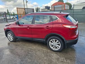 2017 Nissan Qashqai Light Damage - Image 4