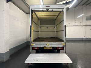 2023 Ford Transit Luton Box Van - Image 3