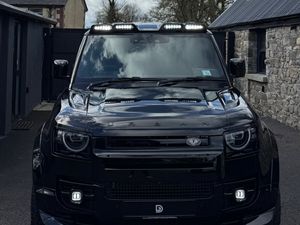 261 LAND ROVER DEFENDER 90 X DYNAMIC URBAN D250 - Image 2