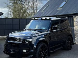 261 LAND ROVER DEFENDER 90 X DYNAMIC URBAN D250 - Image 3