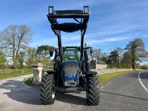 Valtra N134 G5s Loader 3250 Hours - Image 4