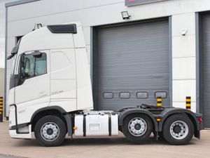 2023 (23) VOLVO FH500 6X2 TRACTOR UNIT - Image 3