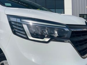 Renault Trafic LL30 Blue DCI 130 Business PAN - Image 3
