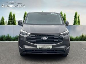 Ford Transit Custom Double Cab LWB Limited - Image 4