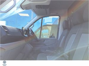 Volkswagen Crafter Highline MWB 140bhp auto - Image 3