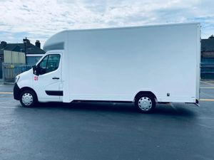 2023 Renault Master Low Loader Van - Image 3