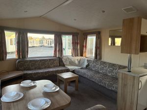 THIS RIO GOLD HAS BRAZILIAN STYLE - Image 2