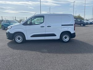 Peugeot Partner M Diesel Professional Plus - Image 4