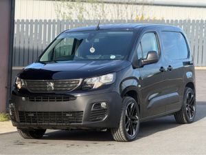 Peugeot Partner 2024 Peugeot Partner PRO PLUS 1.5 - Image 2