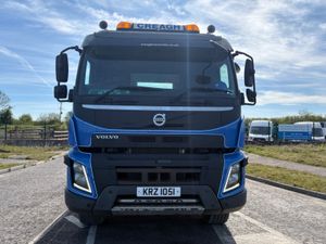 Volvo FMX Tridem Palfinger - Image 2