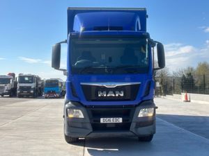 2016 MAN TGS 26-360 6X2 CURTAINSIDER - Image 2