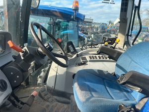 2008 New Holland T6050 - Image 2