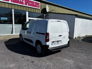 Opel Combo Low Milage - Image 3