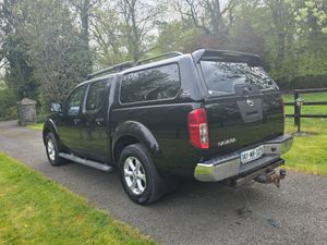 14 Nissan Navara 2.5 EXCELLENT CONDITION NO VAT - Image 4