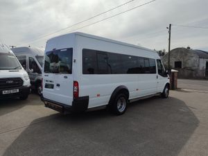 FORD TRANSIT 17 SEATER WITH LIFT - Image 2
