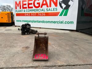 18" JCB 3CX DIGGING BUCKET45mm PINS......034. - Image 2