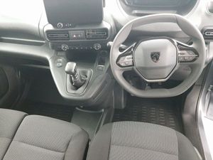 Peugeot Partner PARTNER PROFESSIONAL PREMIUM 1 **P - Image 4