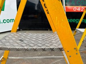 PLATFORM / PODIUM LADDER LADDERS...........1442t - Image 3