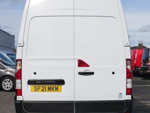 2021 Renault Master Refrigerated Van - Image 4