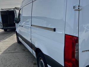 Mercedes-Benz Sprinter 2020 - Image 4