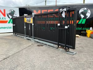 26ft TWIN ENTRY ELECTRIC SLIDING GATE.......2800d. - Image 4
