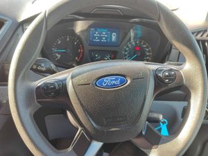 Ford Transit 17 seater minibus - Image 4