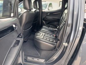 192 ISUZU DMAX BLADE TOP SPEC - Image 4