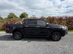 2022 Toyota Hilux Icon 5 Seat N1 Crewcab - Image 2