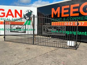 20ft DECORATIVE ENTRANCE GATES......2128d. - Image 2
