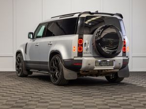 242 Land Rover Defender D250 S 3 Seat Commercial - Image 4