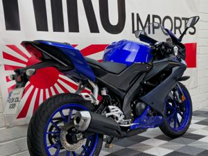 2023 Yamaha YZF125R - Image 2